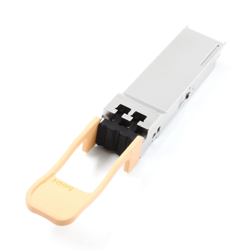 What are the factors to consider when choosing a 100G QSFP28 transceiver?