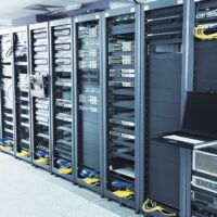How Does a Redundant Power Supply Enhance System Efficiency and Reliability?
