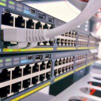 InfiniBand vs. Ethernet: a escolha ideal para sua rede de data center