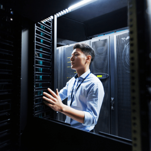 The Role of a Data Center Technician in Today’s Digital Age