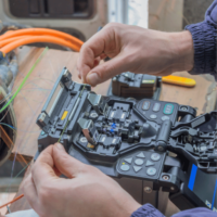 Mastering the Art of Splicing Fiber Optic Cables: Expert Guide to Fiber ...